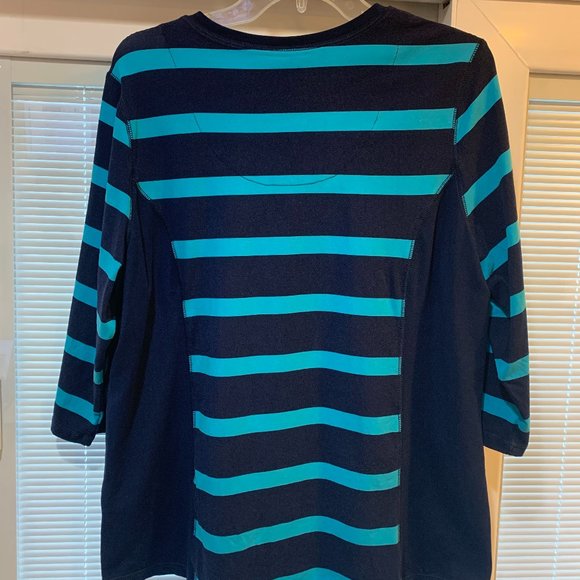 NWOT Denim & Co. Color Block V-Neck Aqua Blue/Navy 3/4 Sleeve Shirt Size Large - Picture 2 of 11
